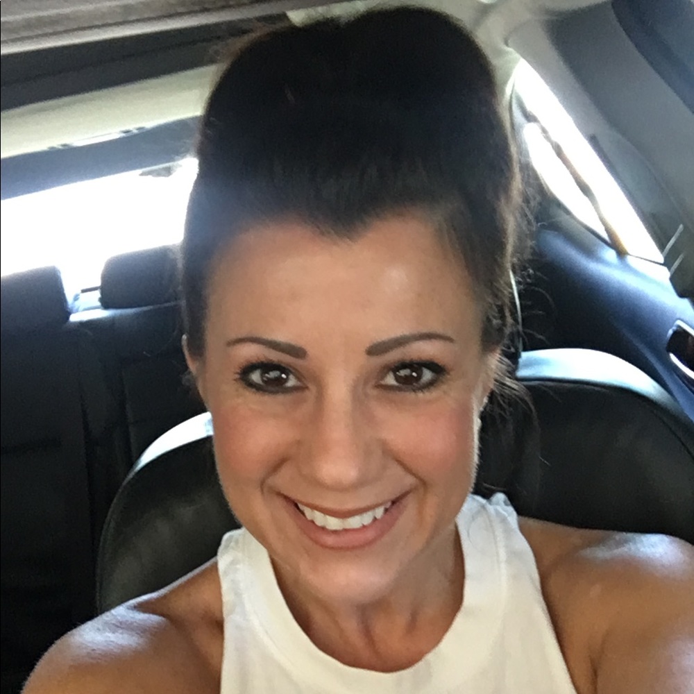 Meet your Posher, Jeannie